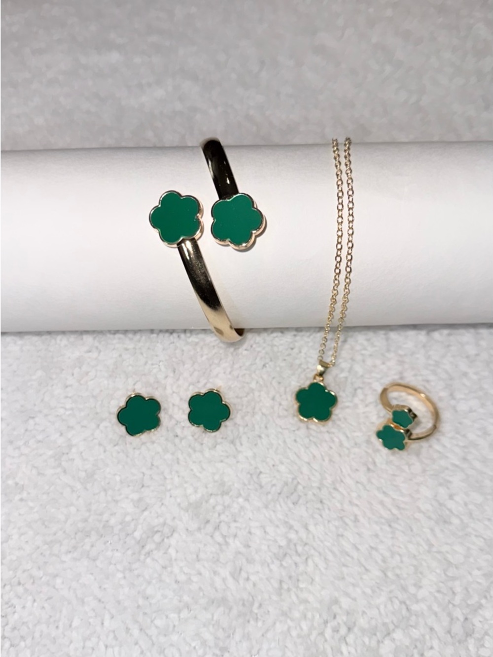 4pc green Clover Jewelry Set - Green Enamel Necklace, Bracelet, Ring & Earrings